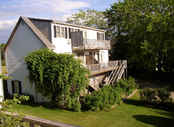 Suites at the Boat House Cottage - Click here for more information & photos.