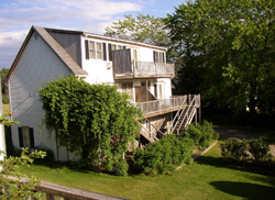 Suites at the Boat House Cottage - Click here for more information & photos.
